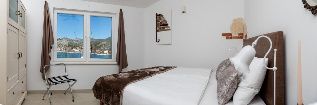 Arka Trogir Apartments - Seget Vranjica Exterior photo